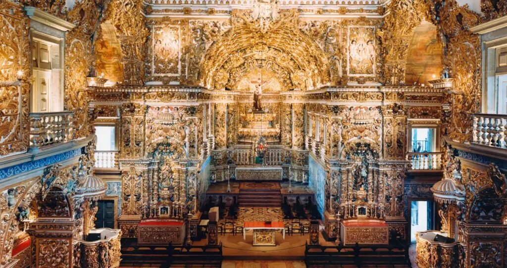 candida höfer igreja de são francisco de assis salvador bahia iii, 2005 c print 160 x 270 cm 108 x 307 cm ed of 6