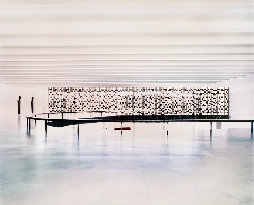 candida höfer palacio do itamaraty brasilia i, 2005 c print 50 x 60 cm 6862
