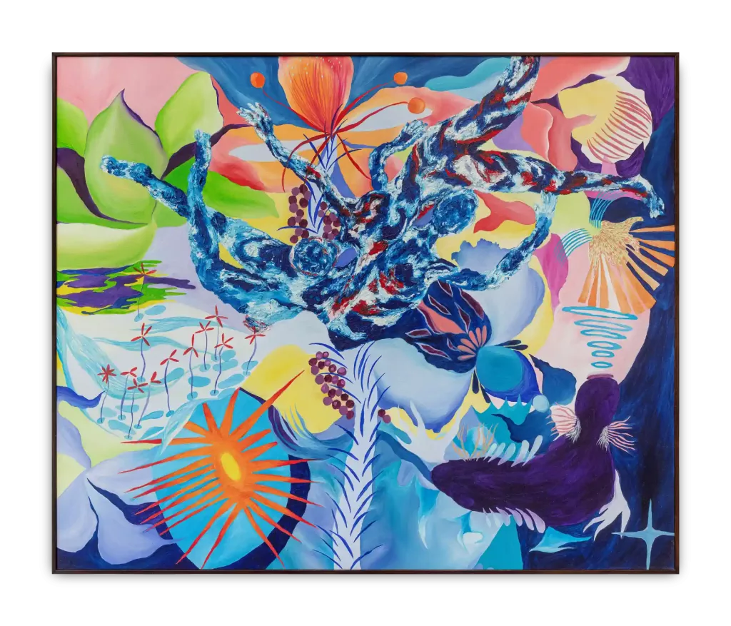 Pintura colorida e abstrata intitulada 'Em todos os lugares ao mesmo tempo' (2023), de Heloisa Hariadne. A obra apresenta uma composição dinâmica com tons vibrantes de azul, laranja, verde e rosa, formas orgânicas e sobreposições que evocam movimento e fluidez. Criada com óleo e bastão sobre tela, mede 137 x 165,5 x 4 cm