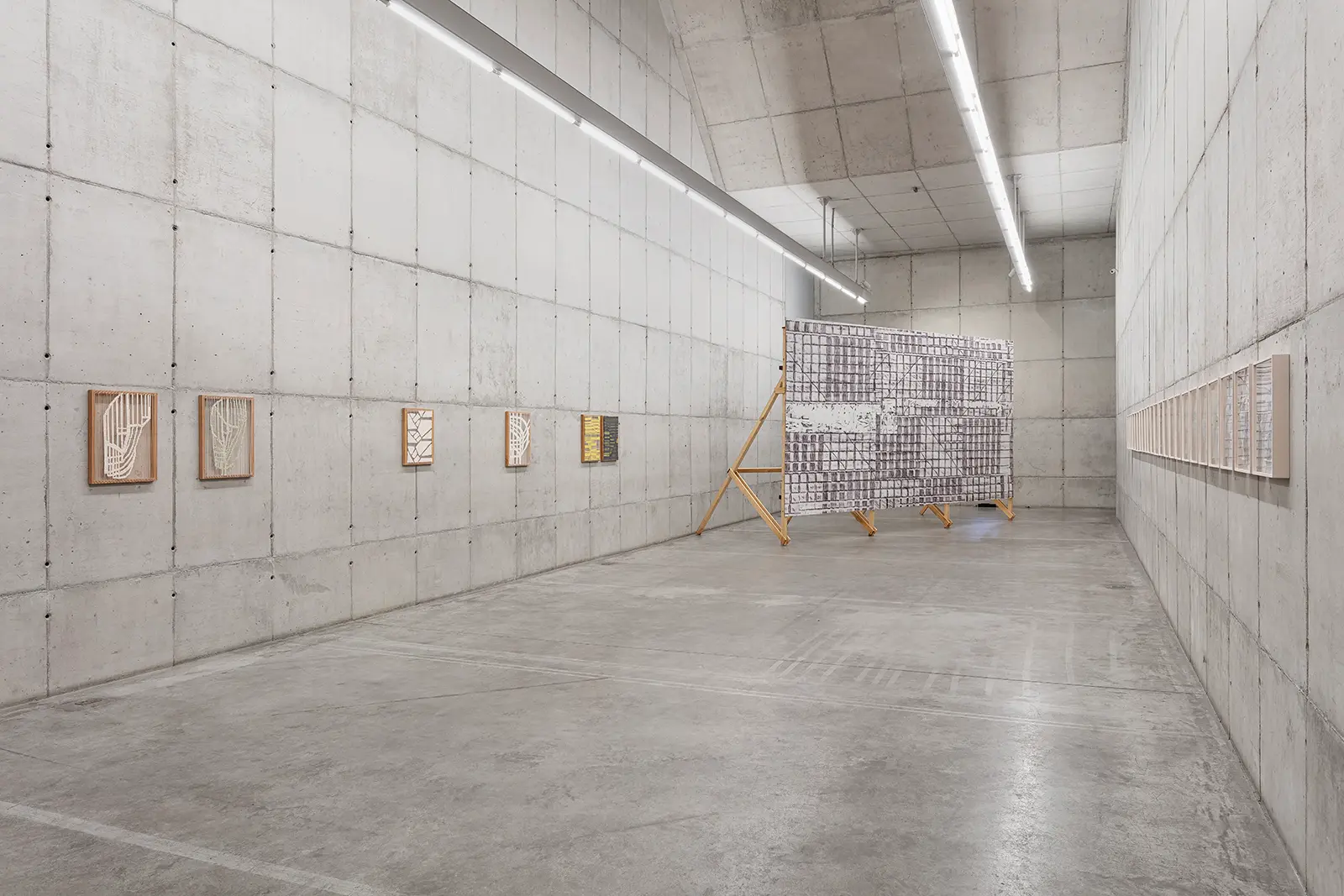 jessica mein vista da exposição avesso espiralado galeria leme 2023 foto filipe berndt 04